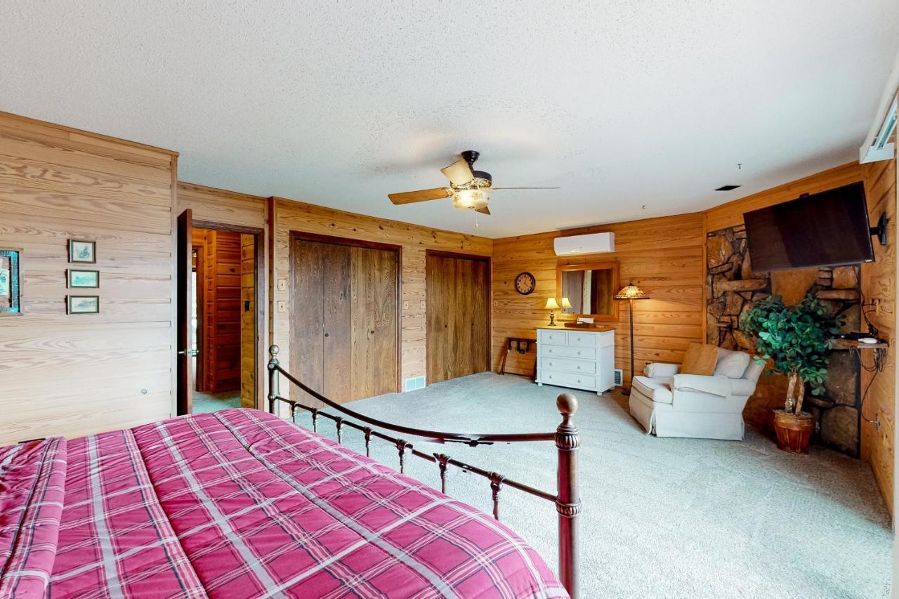 Beaver Lake Retreat 尤里卡斯普林斯 外观 照片
